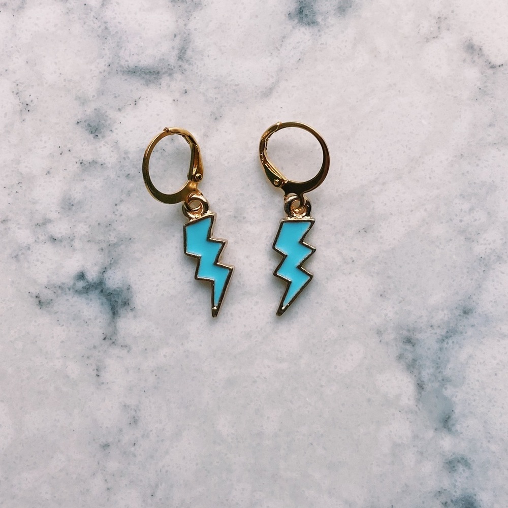 lightning bolt hoops